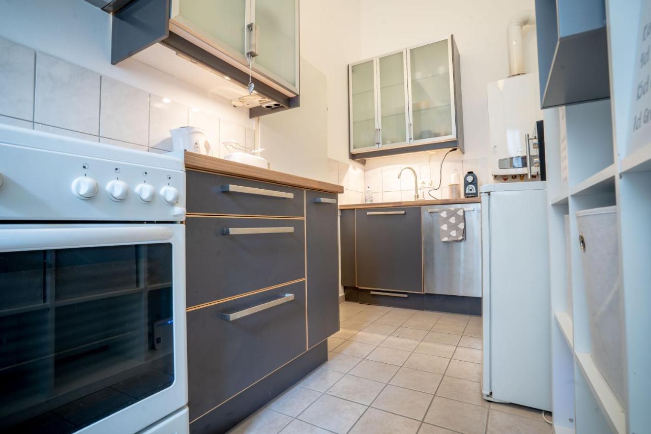 شقة Cozy Modern Nest In The Heart Of Vienna With Netflix المظهر الخارجي الصورة